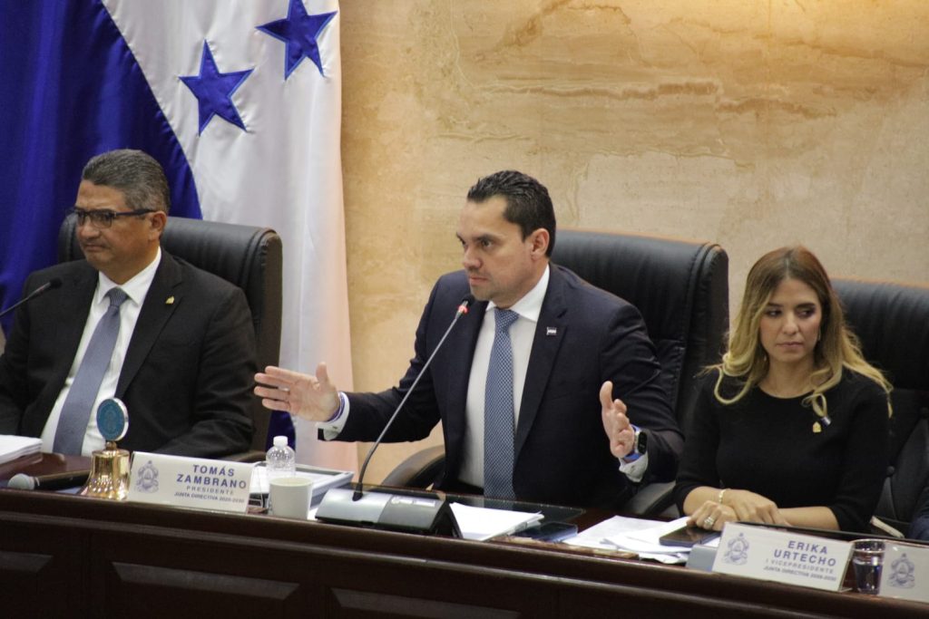 Presidente del CN instruye abordaje urgente y conjunto de la invasión de tierras en Honduras