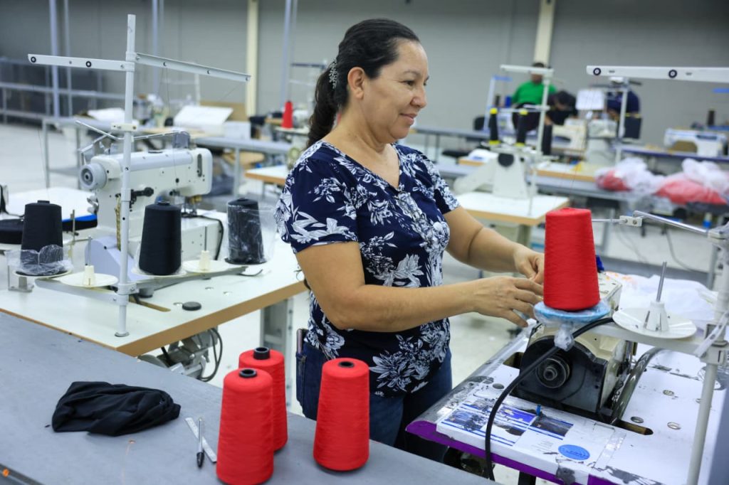 Presidente Asfura llama a trabajadores y empresa privada a lograr acuerdo sobre salario mínimo