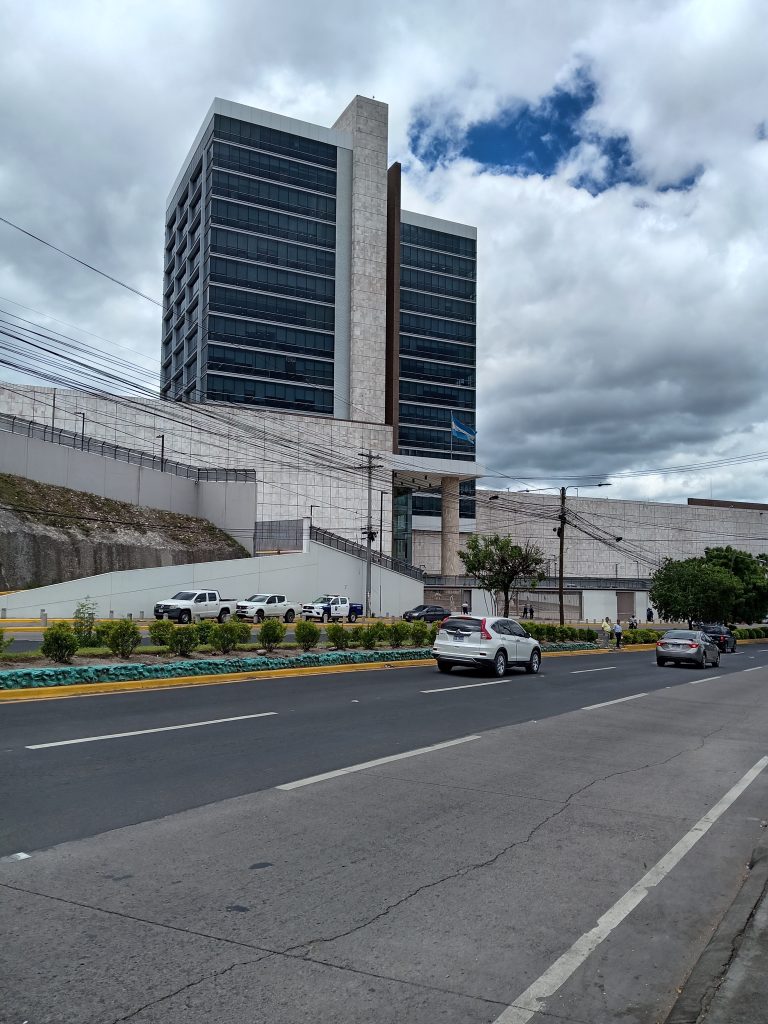 Gobierno coloca bonos soberanos en el mercado internacional por un monto de $815.67 millones a una tasa de 6.40%