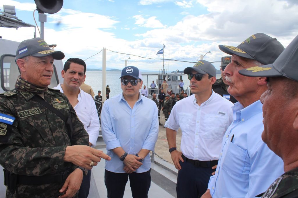 Comisión del CN acompaña al Ejecutivo en ratificación de soberanía hondureña en Isla Conejo