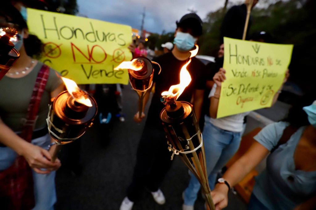 Marcha de Las Antorchas de nuevo a las calles por descontento de  las acciones tomadas por el Gobierno de Asfura