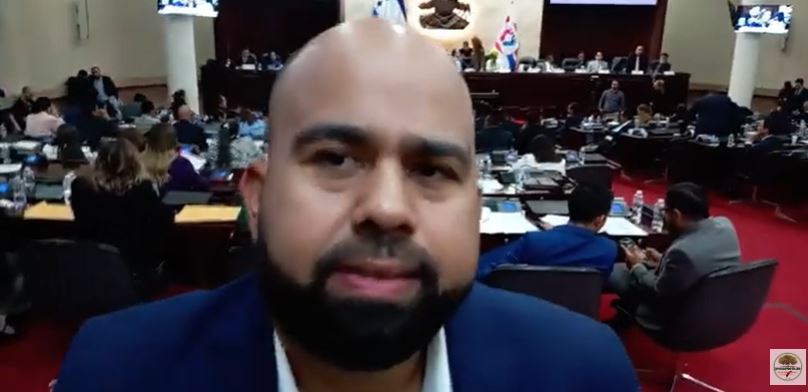 Con estas palabras define el diputado Sarmiento de Libre, la Marcha de las Antorchas