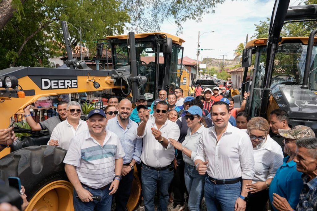 Productores de Goascorán celebran entrega de maquinaria de parte de Congreso y Gobierno