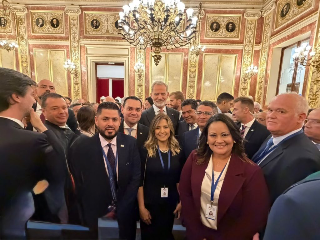 Presidente del CN participa en el XII Foro Parlamentario Iberoamericano en Madrid