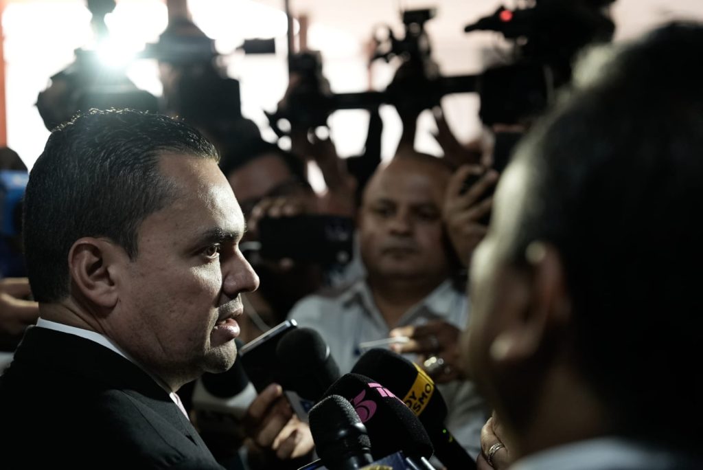 Zambrano: “Vamos a aprobar reformas porque no podemos dejar a la gente en manos de criminales”